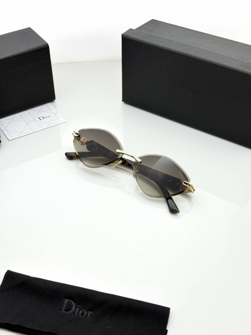 Dior 98513 Golden Brown Shaded Premium Rimless Sunglasses for Men & Women - T