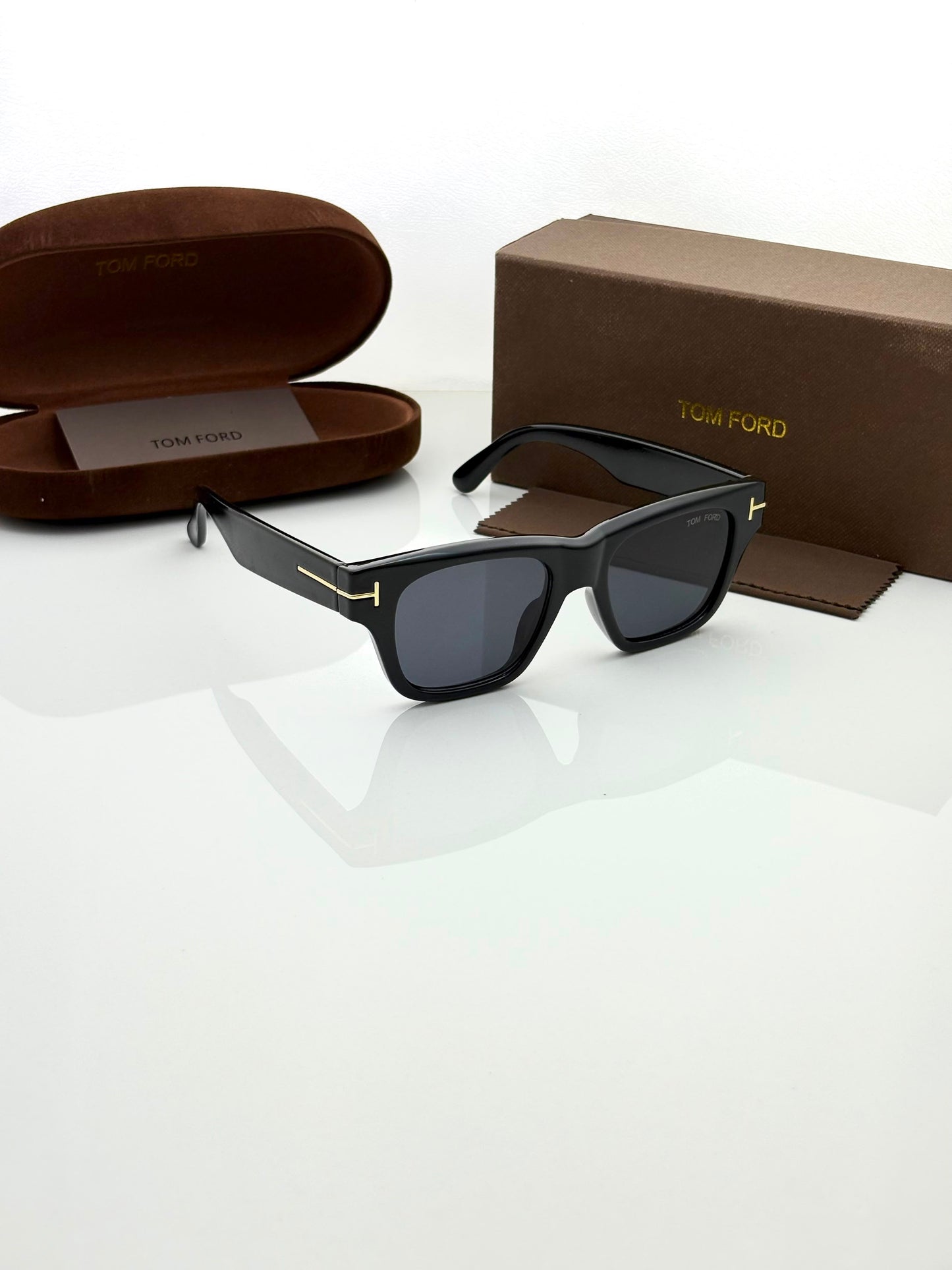 Tom Ford Black Square Sunglasses for Men & Women | Premium UV400 Polarized Luxury Eyewear - R