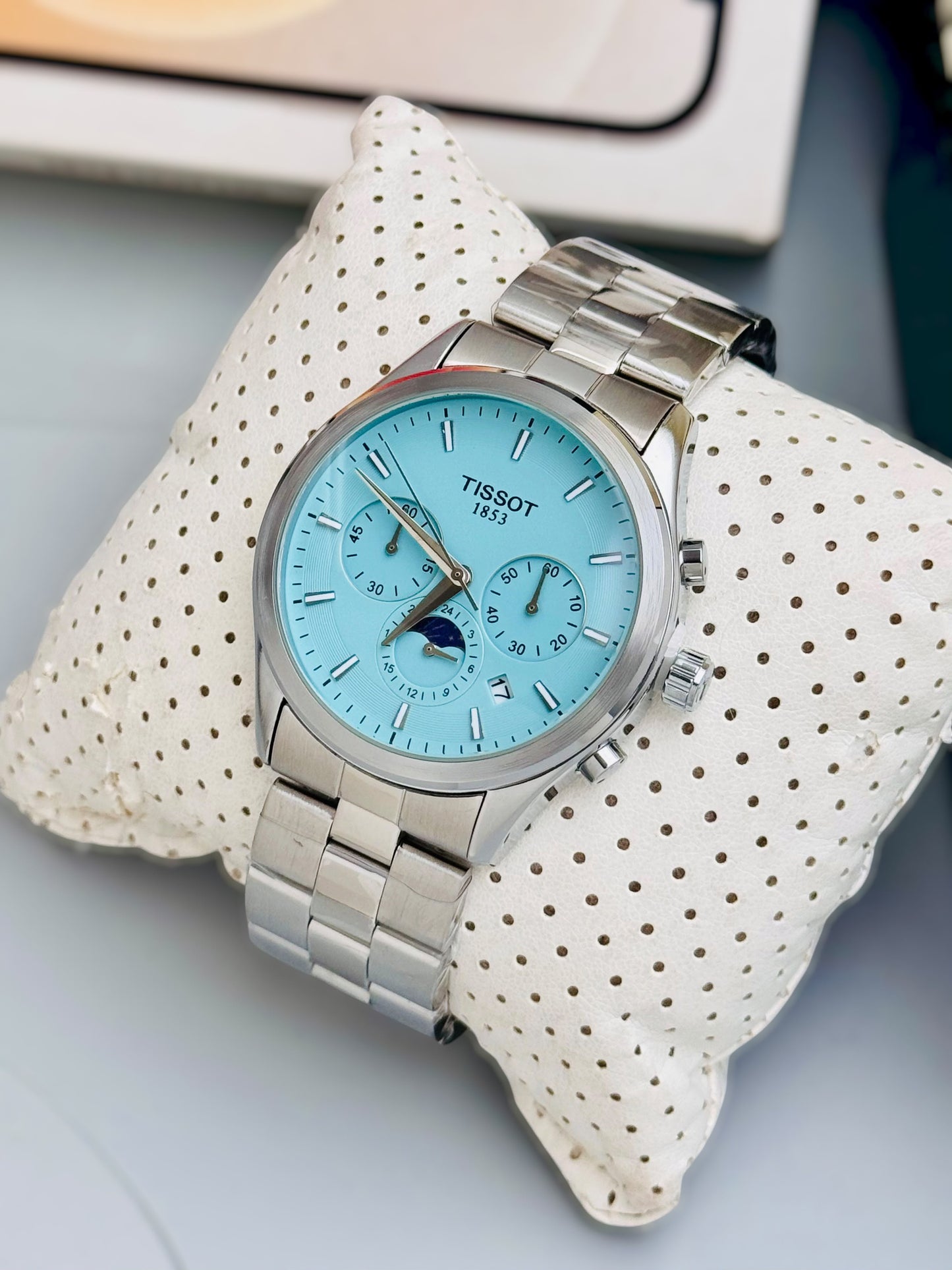 Tissot Analog Watch | Men's Luxury Timepiece - R