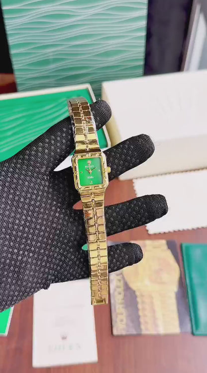 Role_x Women’s Green Dial Gold Tone Square Case Quartz Watch T